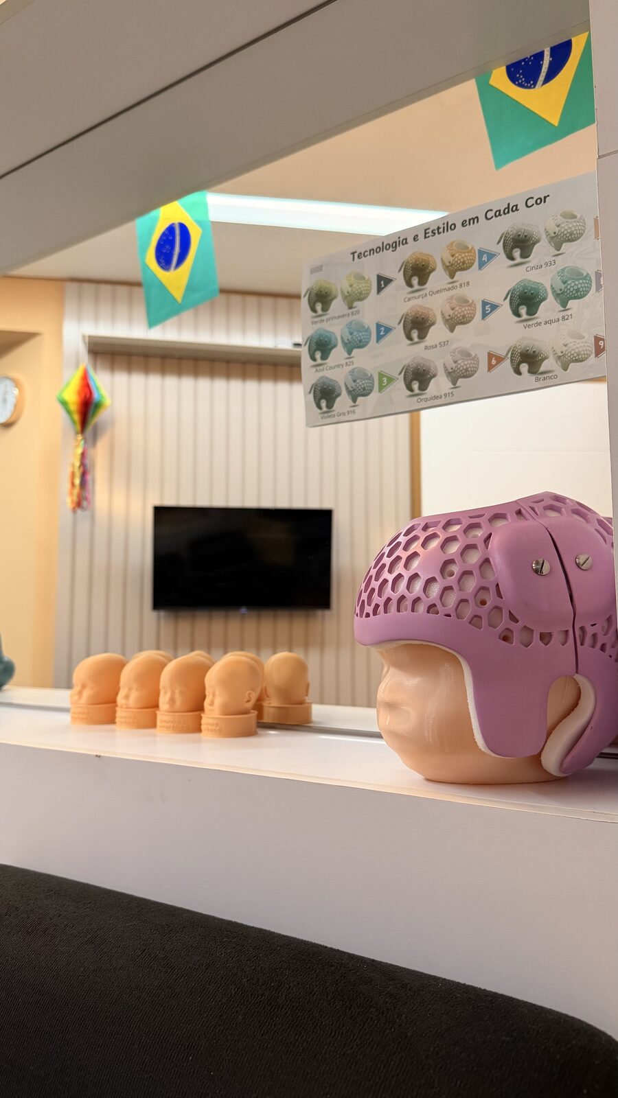 Bebê em avaliação de osteopatia pediátrica